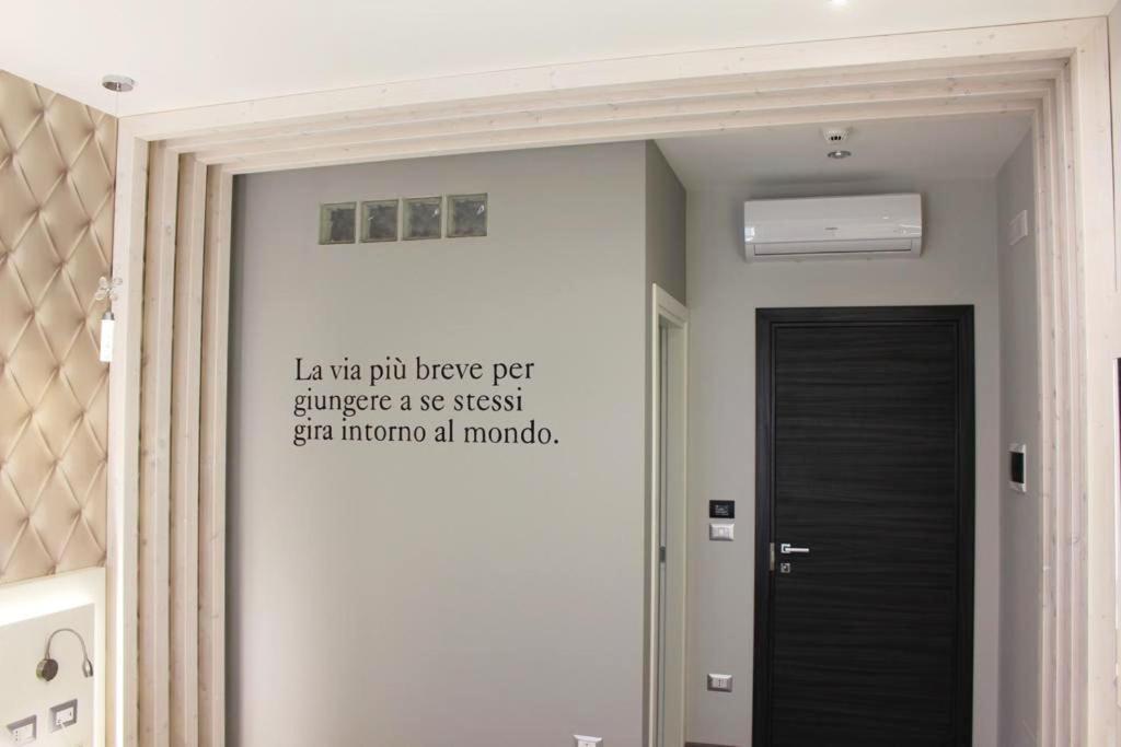 Holygold Suite **** Trinitapoli Eksteriør bilde